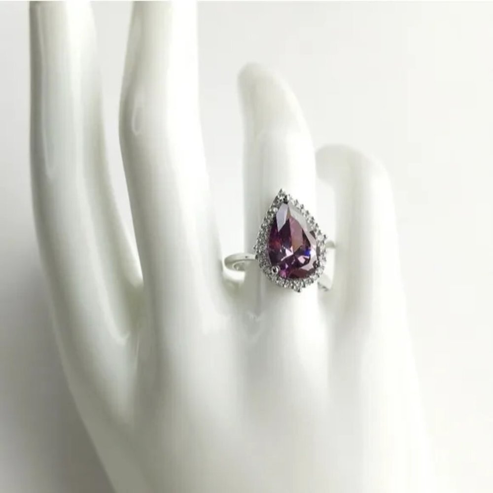 Teardrop pear cut Amethyst cz halo cz ring size 6 🆕 - Picture 3 of 5